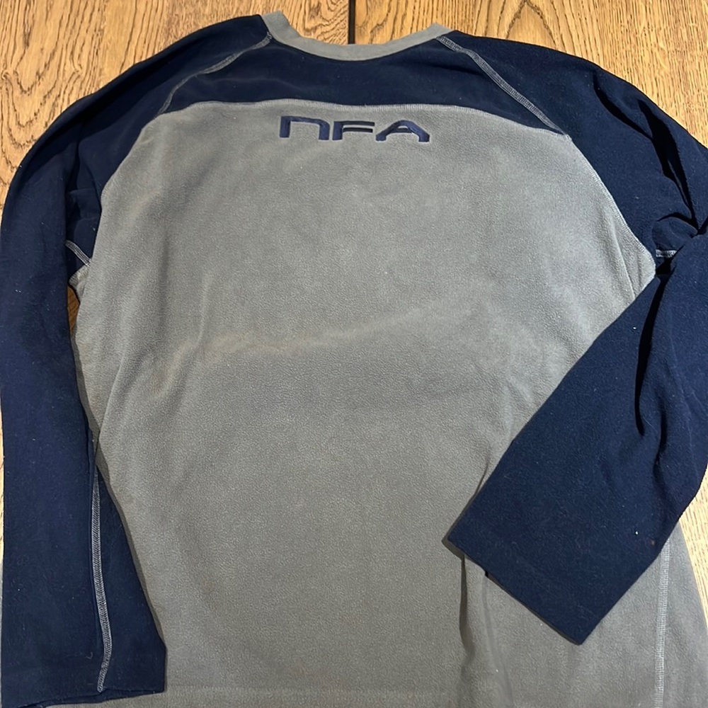 Nag micro fleece top
